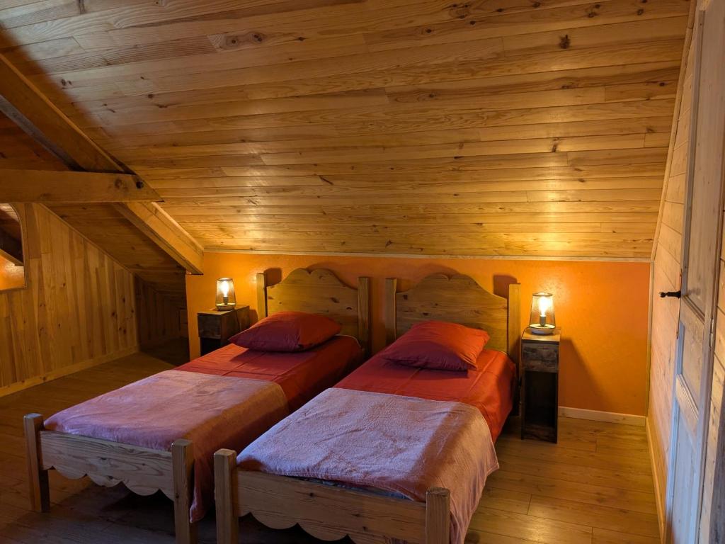 Chambre étage, gîte La Grange